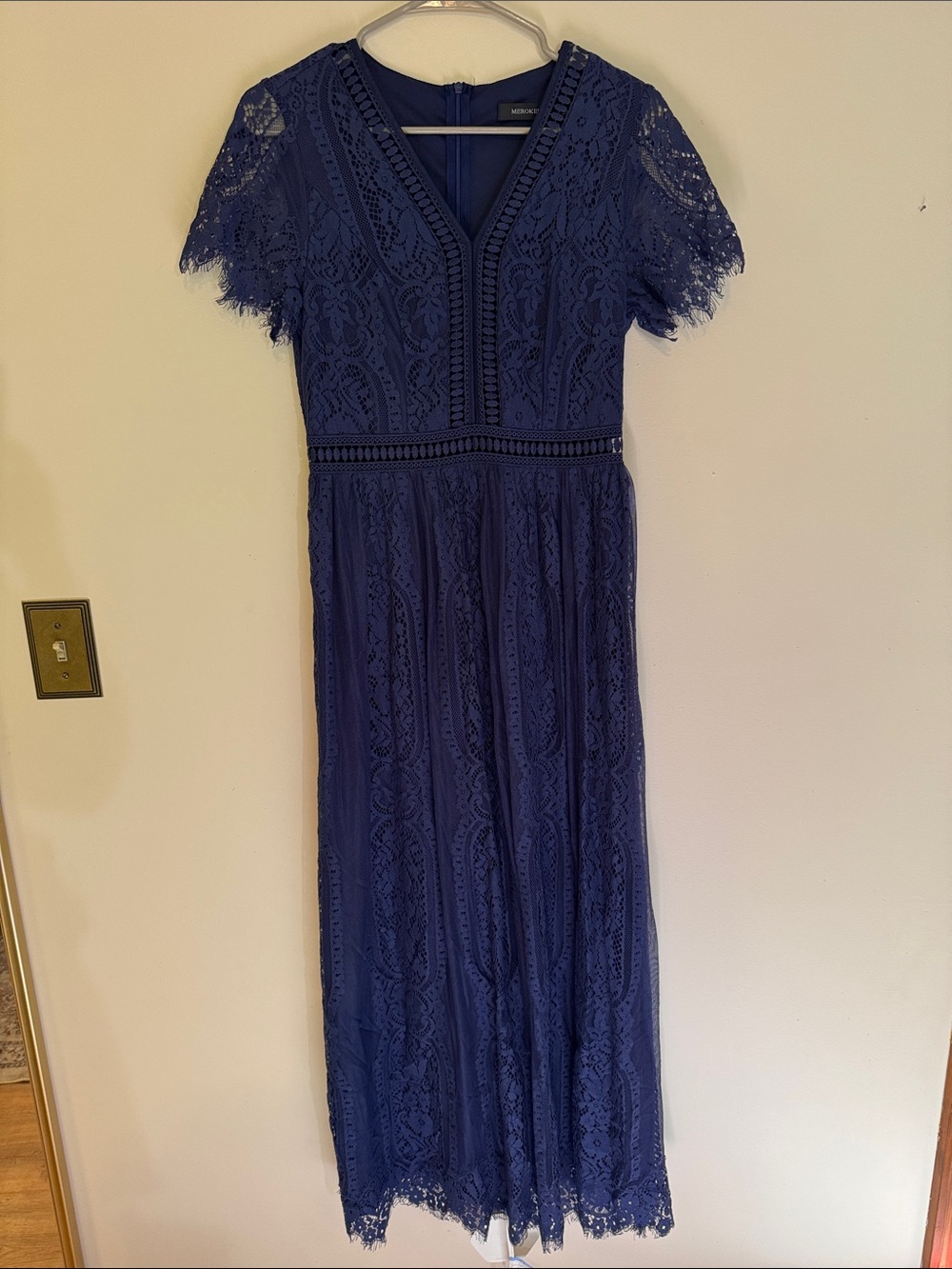 Women's Navy Lace V-Neck Maxi Dress